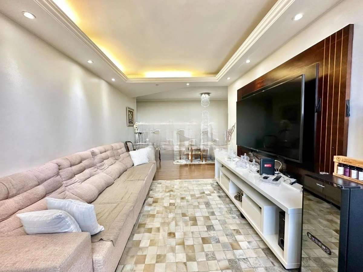 Apartamento à venda com 3 quartos, 138m² - Foto 8