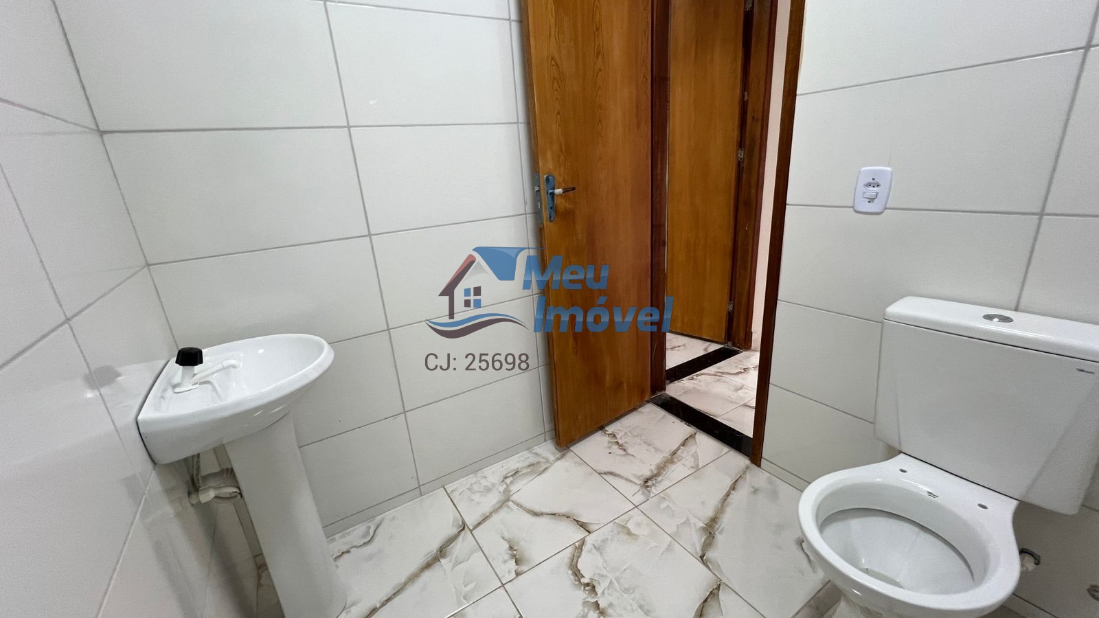 Casa à venda com 3 quartos, 112m² - Foto 11