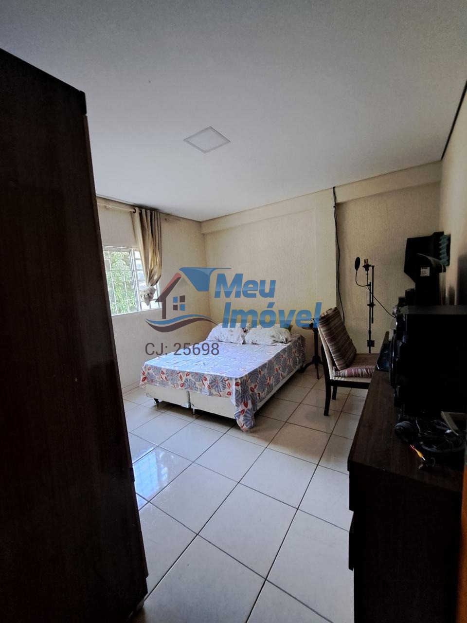 Casa à venda com 4 quartos, 284m² - Foto 17