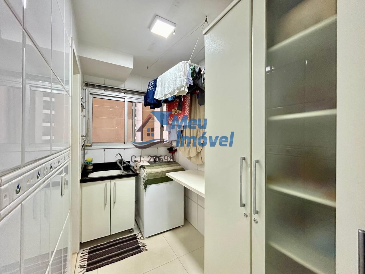 Apartamento à venda com 3 quartos, 105m² - Foto 4