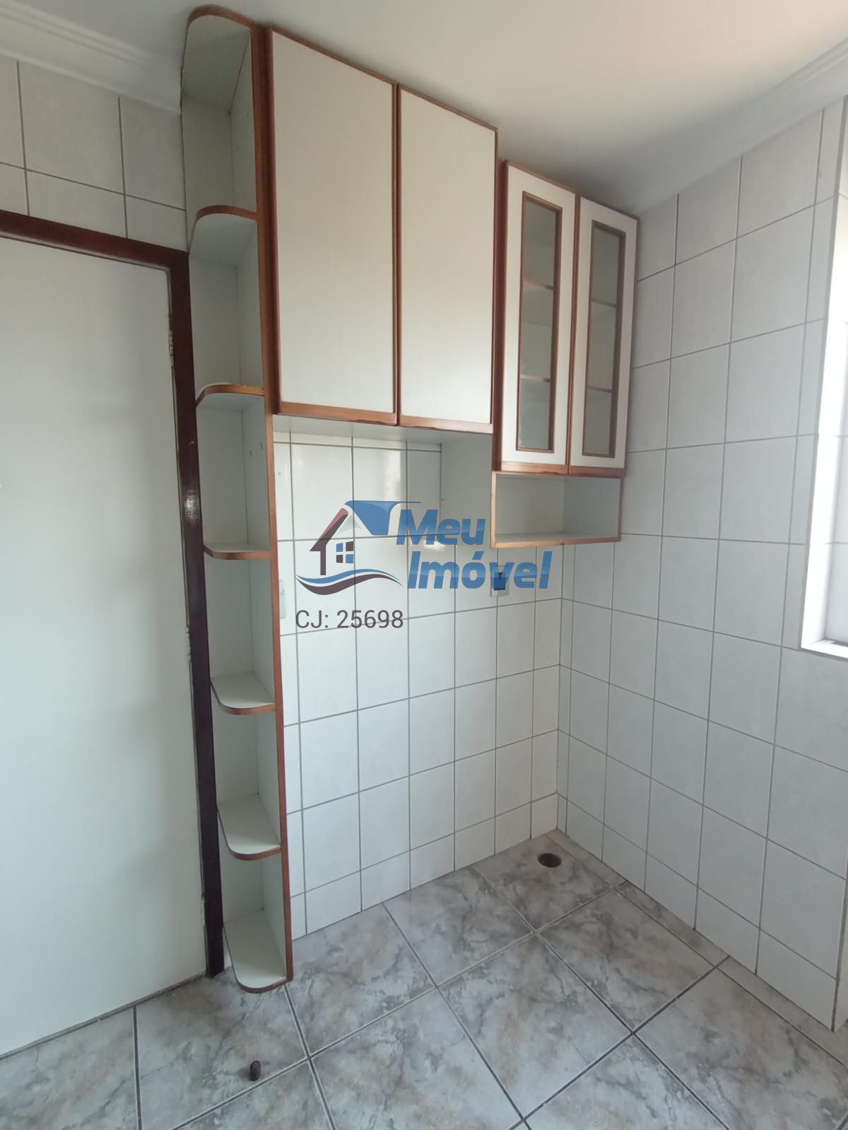 Apartamento à venda com 3 quartos, 80m² - Foto 4