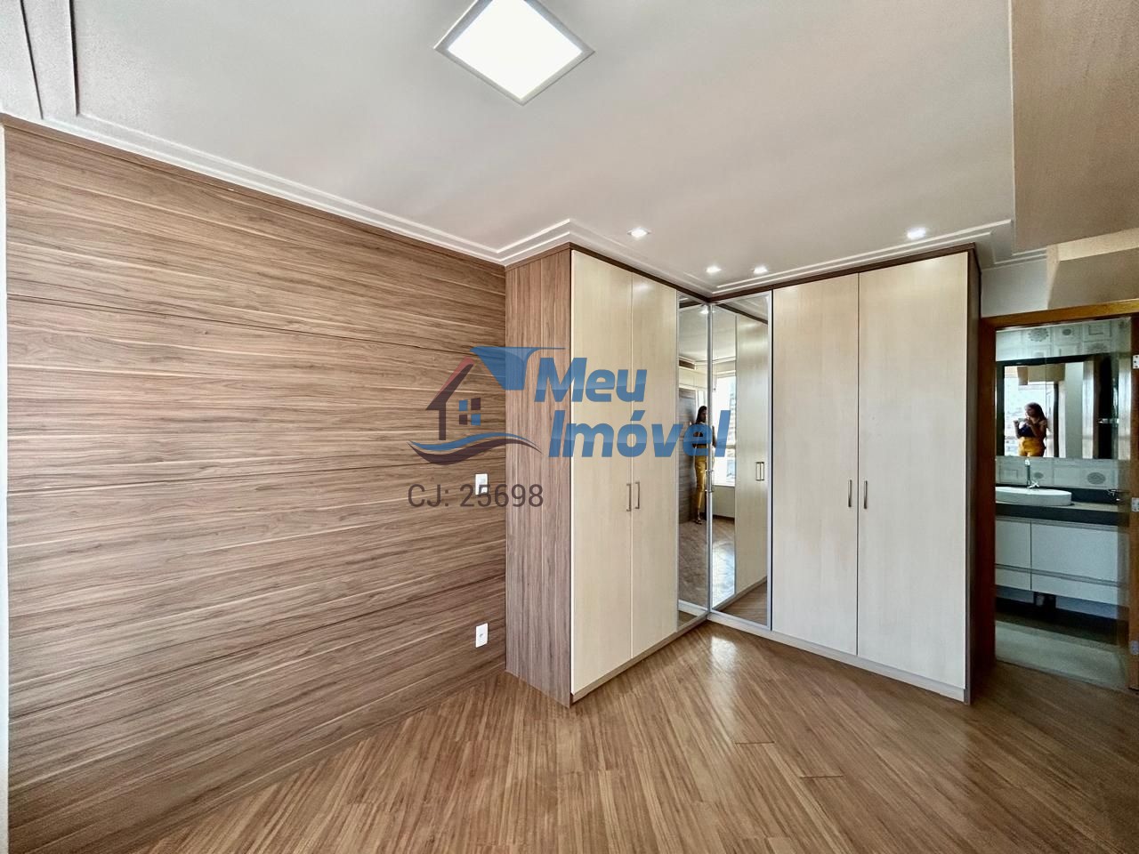 Apartamento à venda com 2 quartos, 70m² - Foto 18