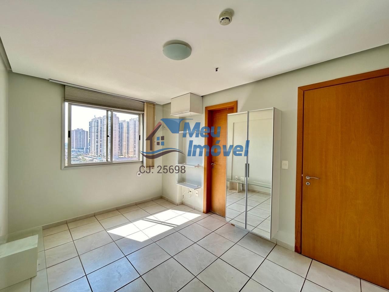 Apartamento à venda com 1 quarto, 41m² - Foto 1