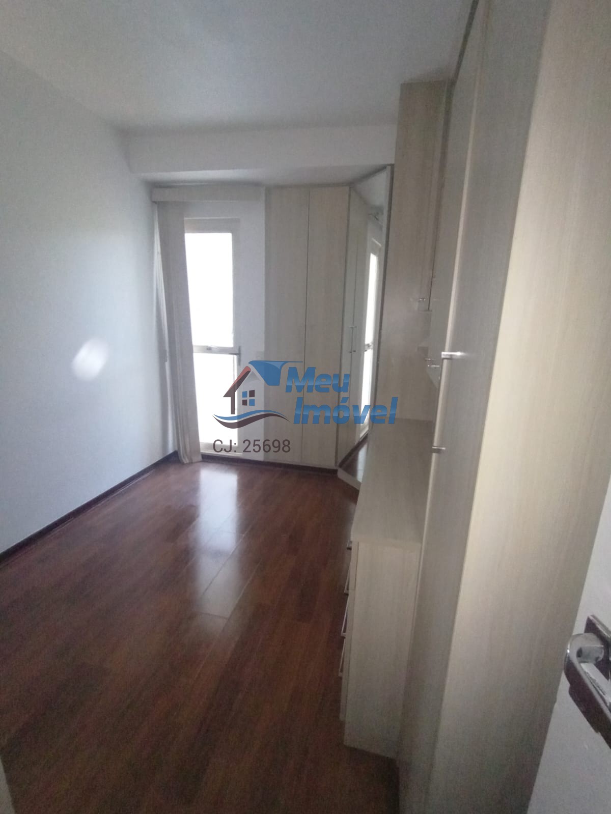 Apartamento à venda com 3 quartos, 80m² - Foto 7