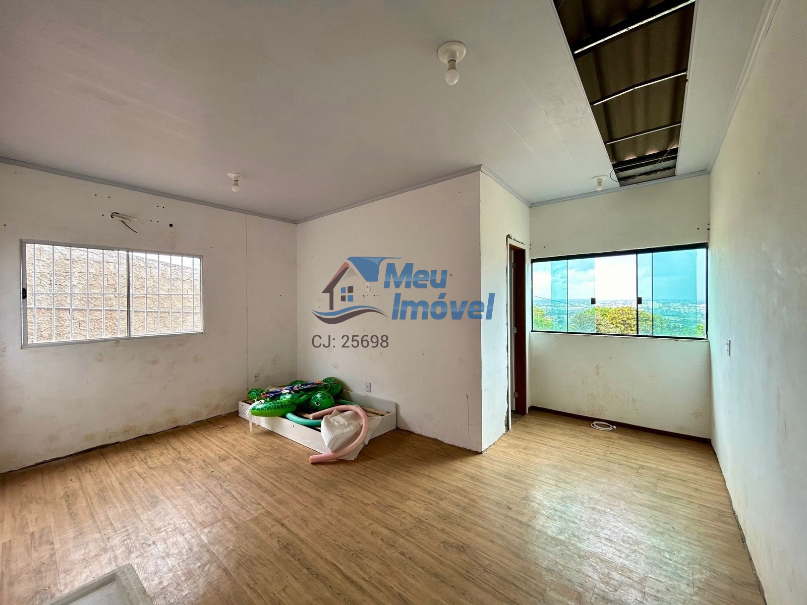 Casa à venda com 3 quartos, 120m² - Foto 7