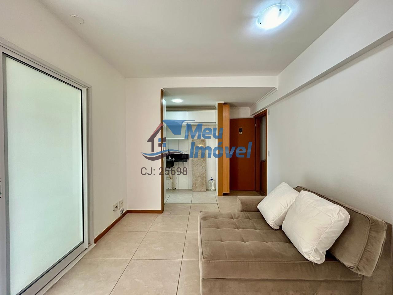 Apartamento à venda com 2 quartos, 45m² - Foto 3