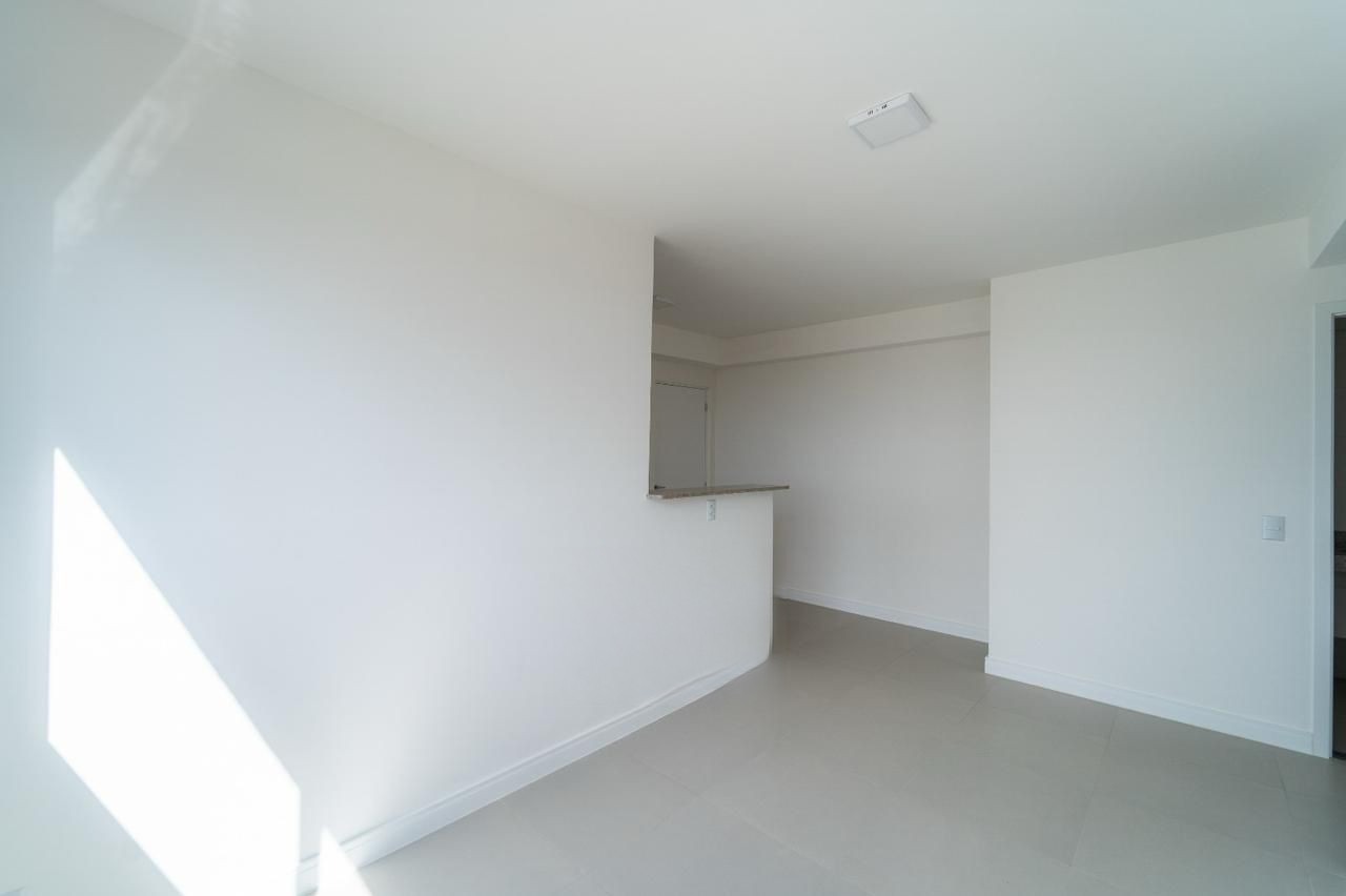 Apartamento à venda com 3 quartos, 152m² - Foto 8