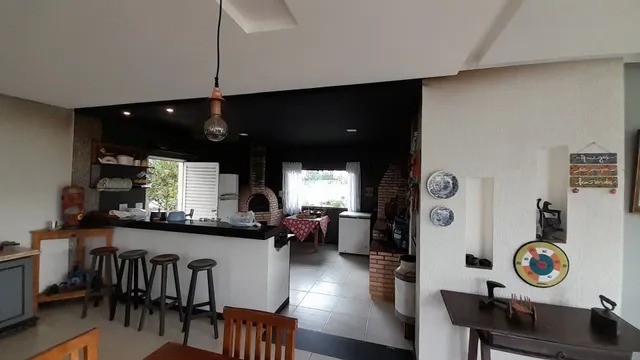 Casa à venda com 5 quartos, 2300m² - Foto 4