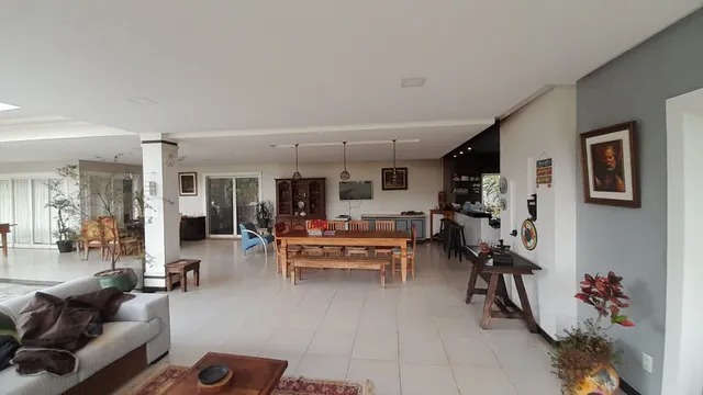 Casa à venda com 5 quartos, 2300m² - Foto 7