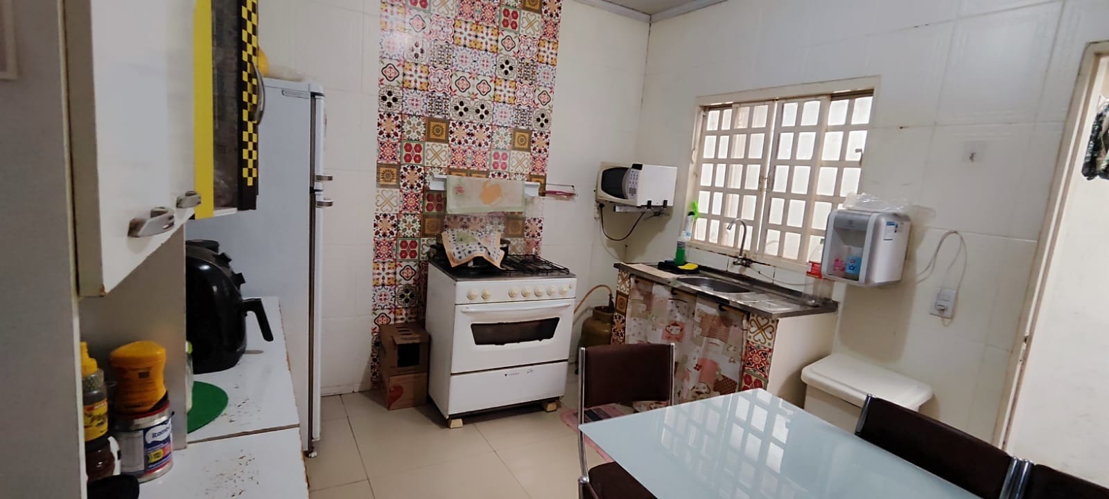 Casa à venda com 2 quartos, 70m² - Foto 3