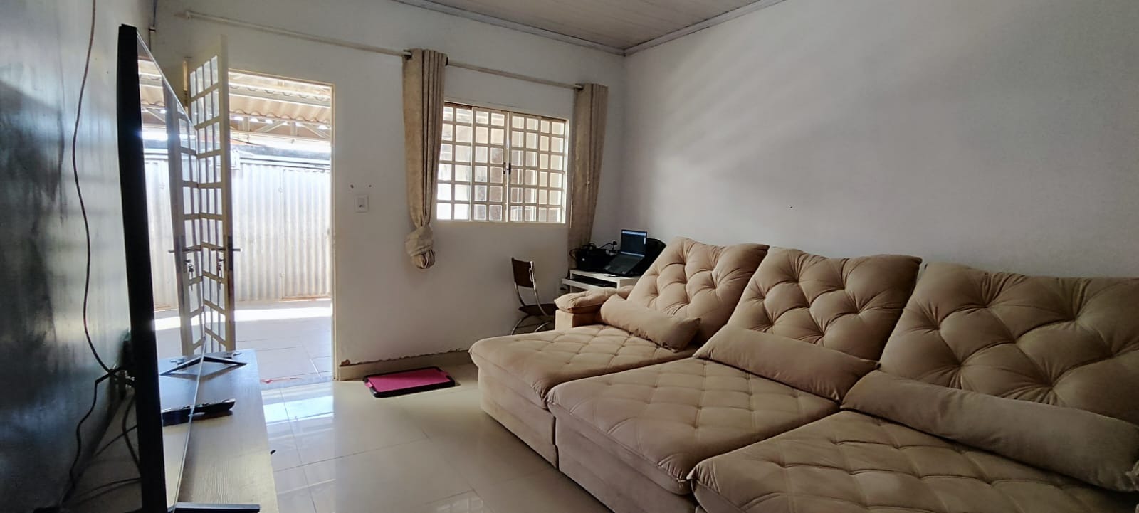 Casa à venda com 2 quartos, 70m² - Foto 5