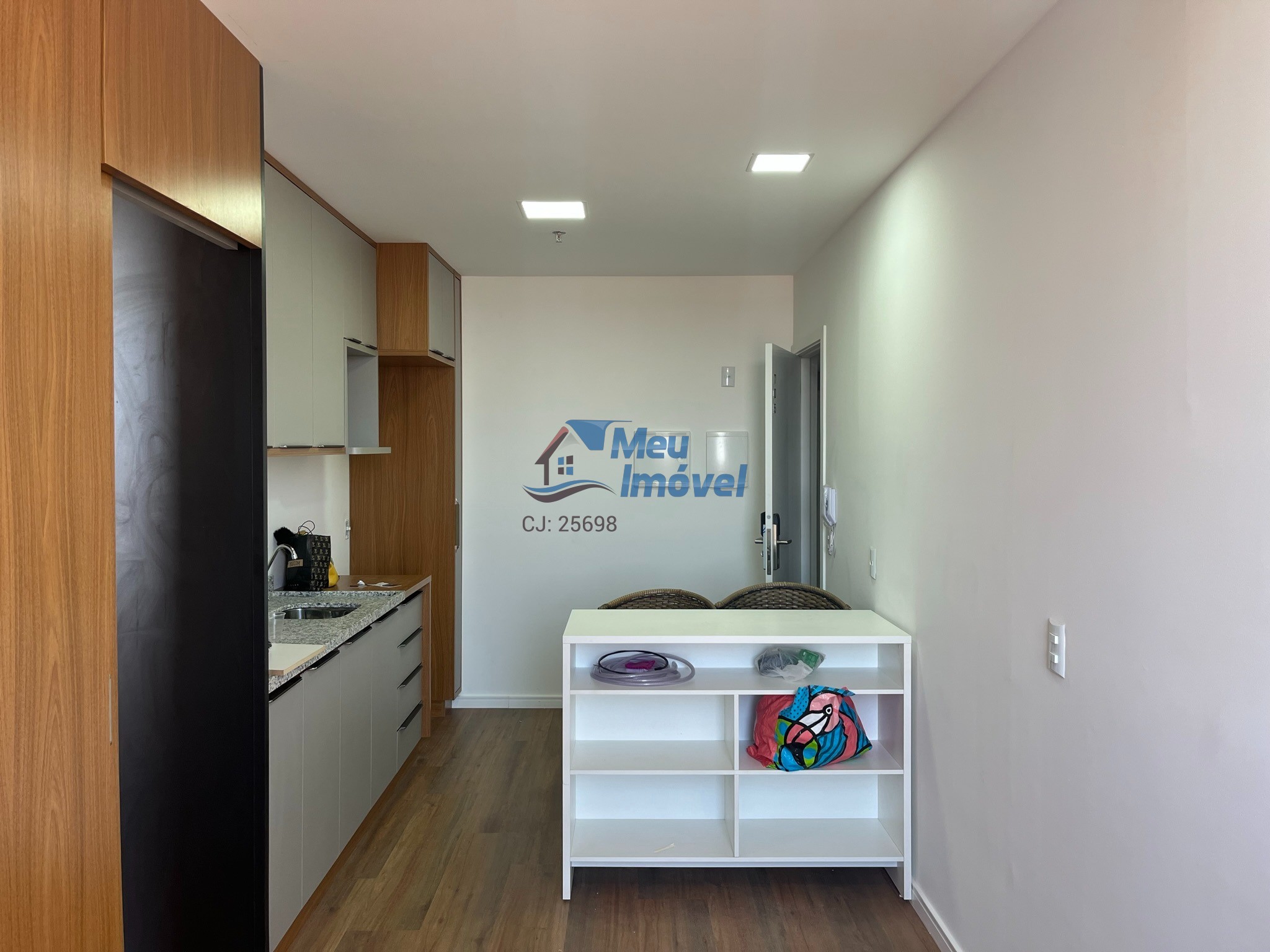 Apartamento à venda com 1 quarto, 29m² - Foto 3