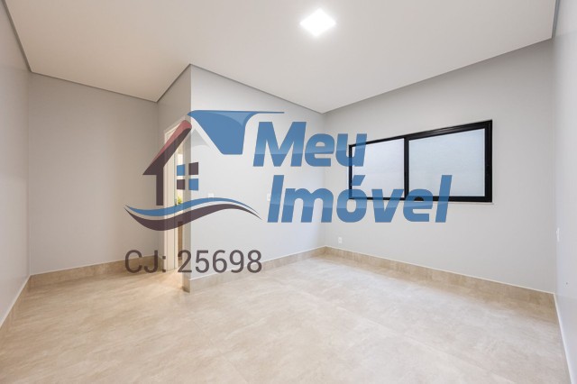 Casa à venda com 4 quartos, 350m² - Foto 16