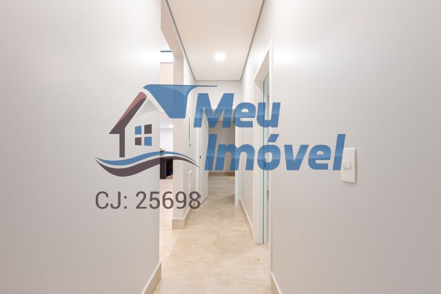 Casa à venda com 4 quartos, 350m² - Foto 17