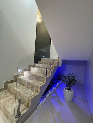 Casa à venda com 3 quartos, 300m² - Foto 8