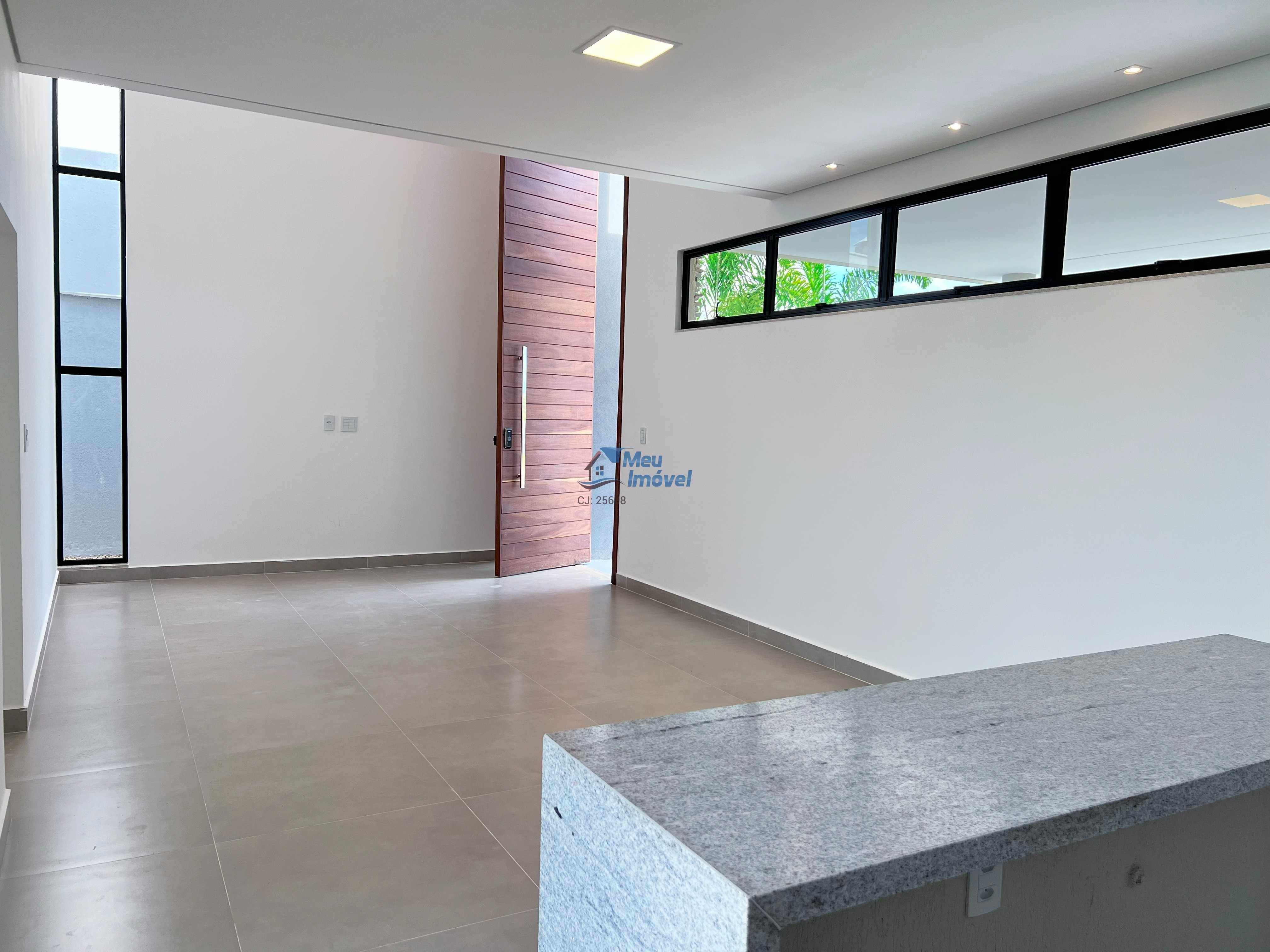 Casa à venda com 4 quartos, 183m² - Foto 2