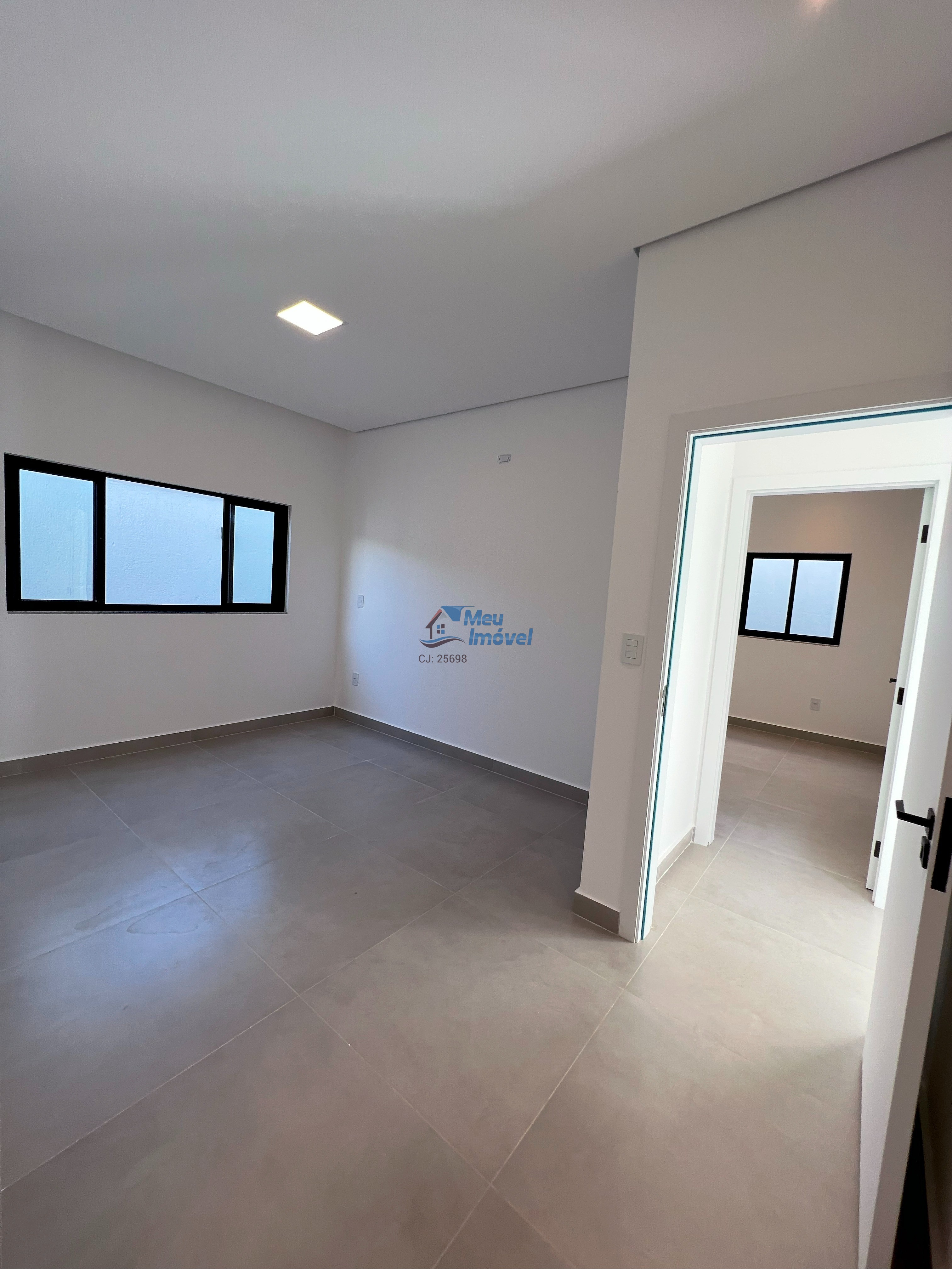 Casa à venda com 4 quartos, 183m² - Foto 6