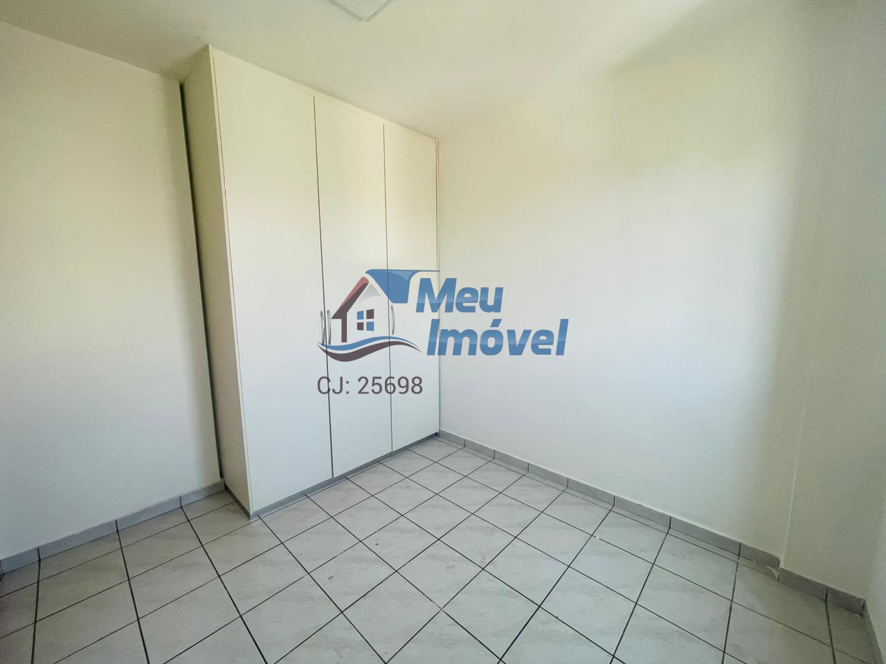 Apartamento à venda com 3 quartos, 74m² - Foto 14