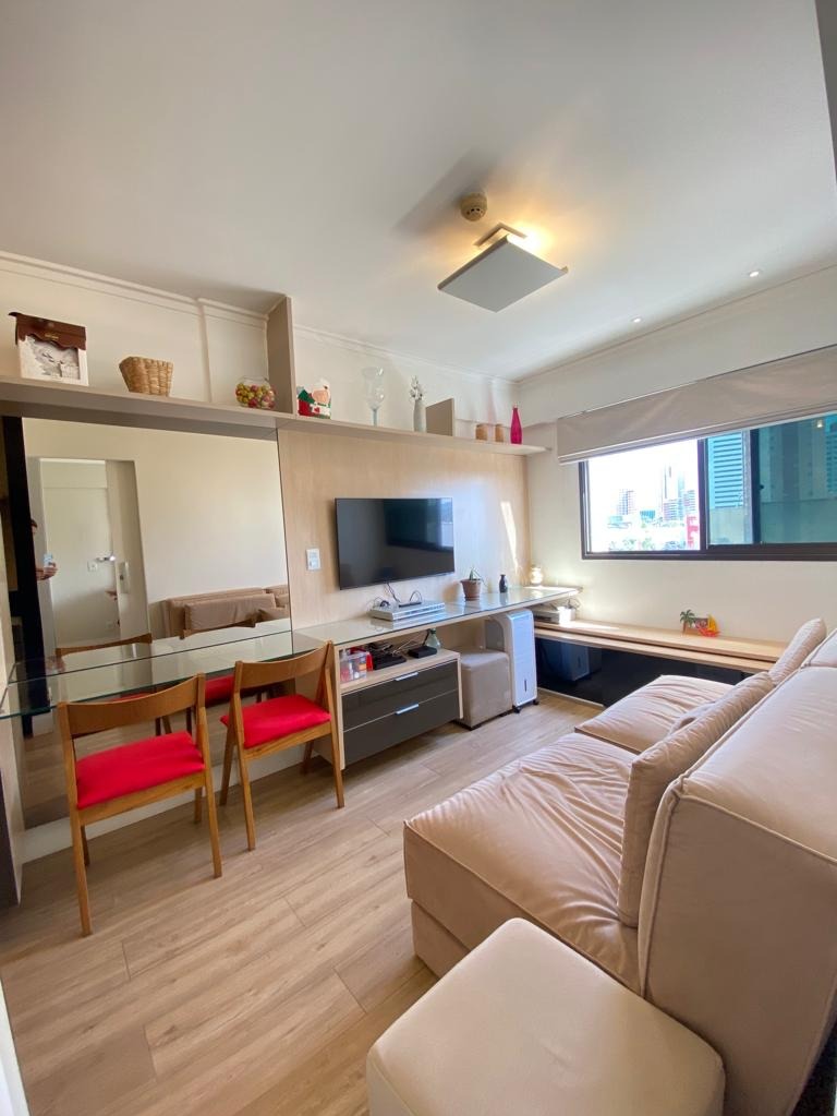 Apartamento à venda com 1 quarto, 32m² - Foto 1