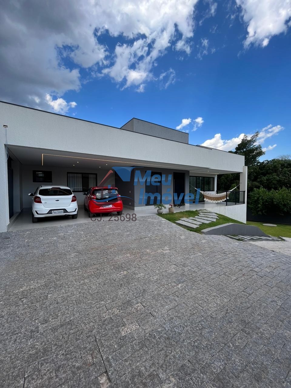 Casa à venda com 3 quartos, 450m² - Foto 7