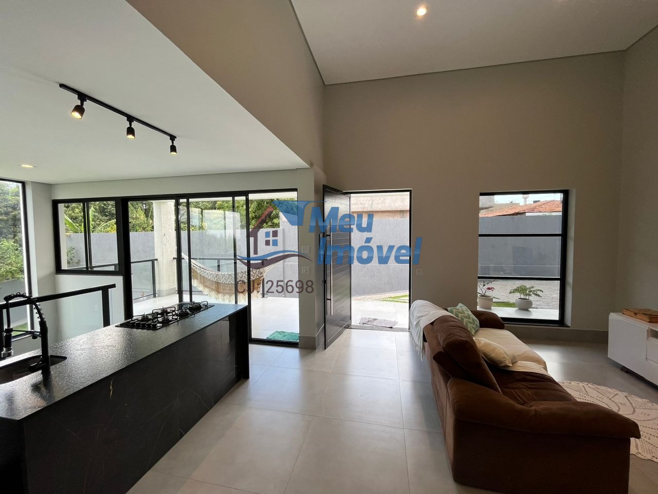 Casa à venda com 3 quartos, 450m² - Foto 10