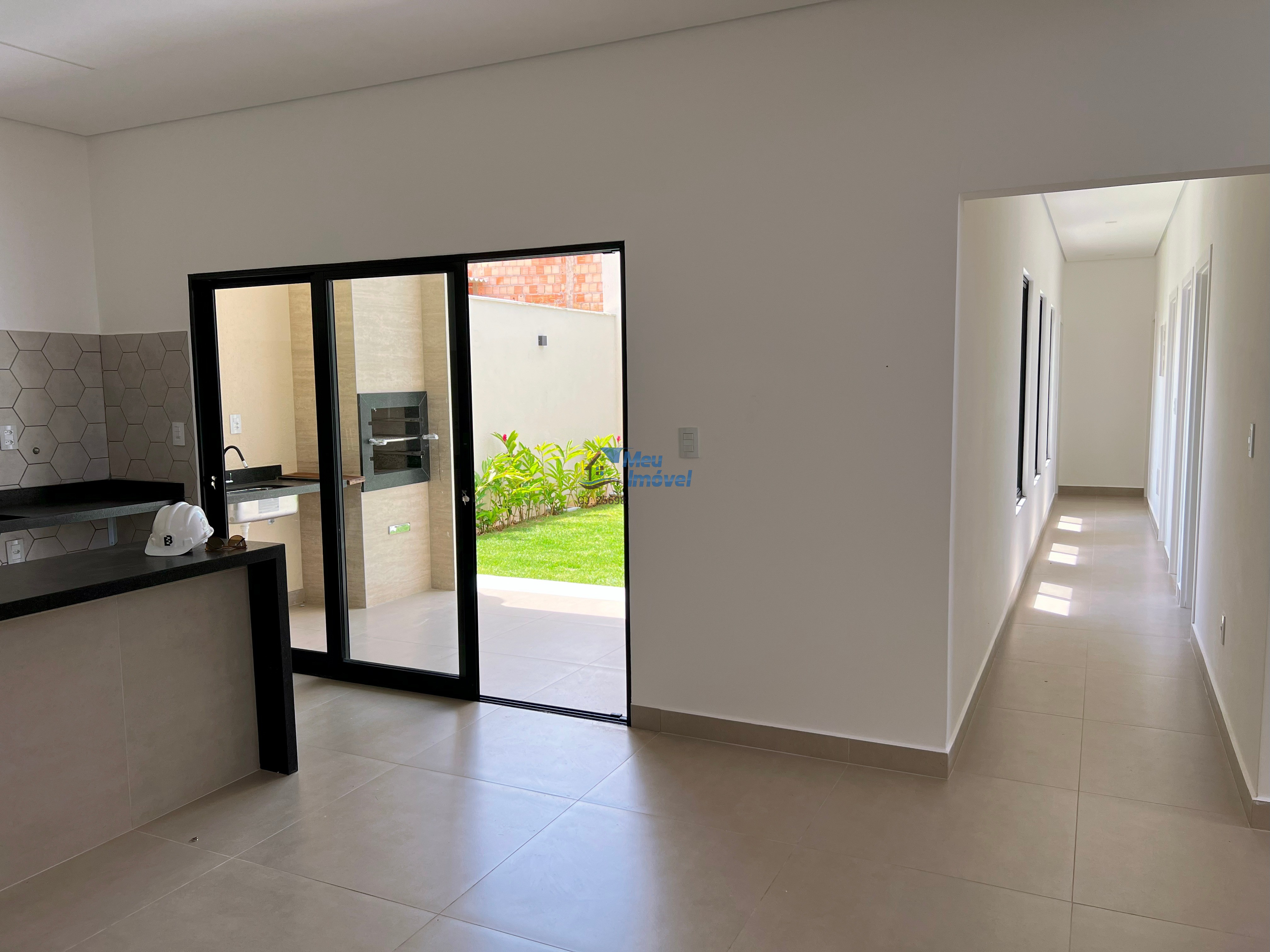 Casa à venda com 4 quartos, 191m² - Foto 4