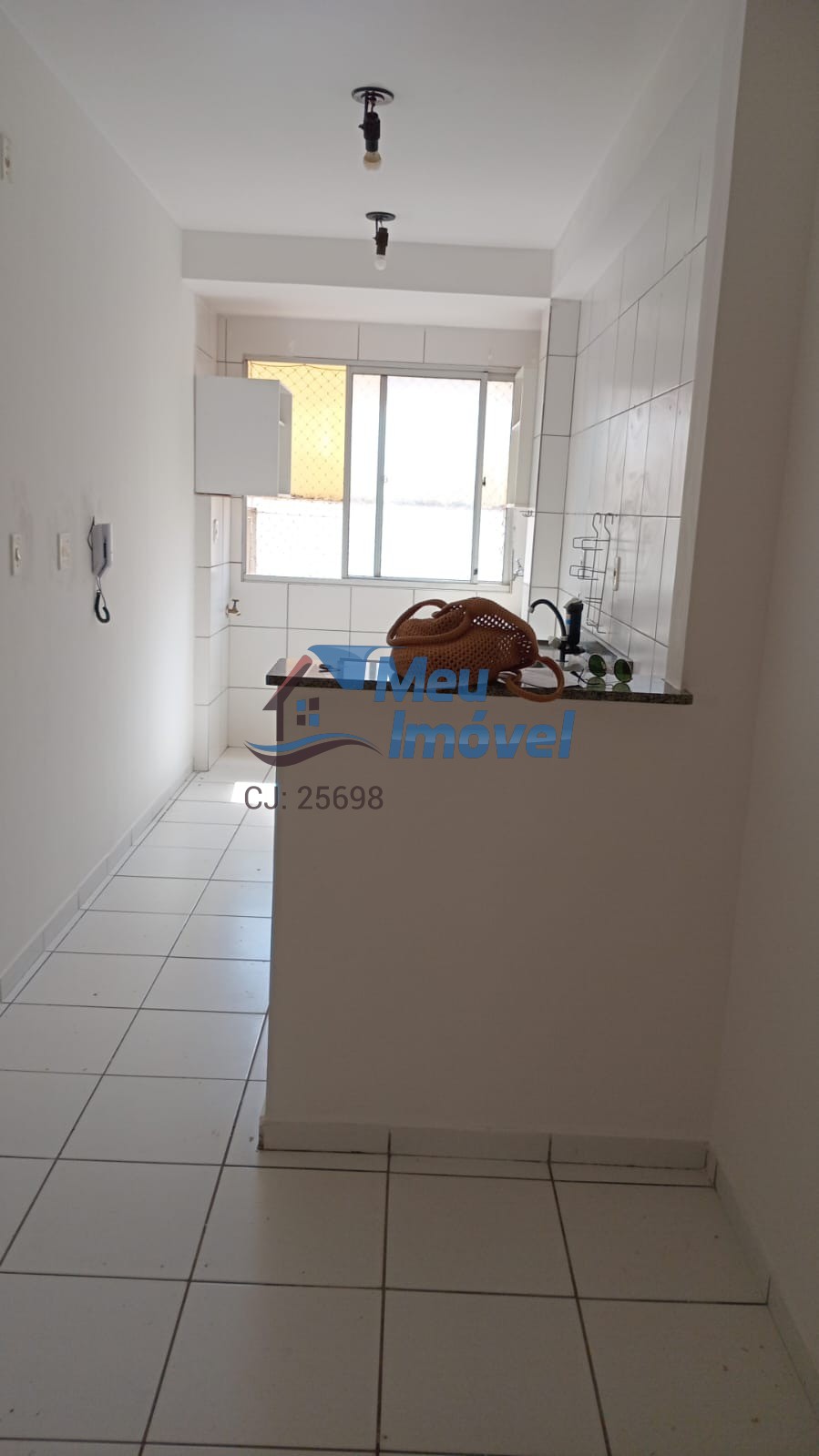 Apartamento à venda com 3 quartos, 69m² - Foto 3