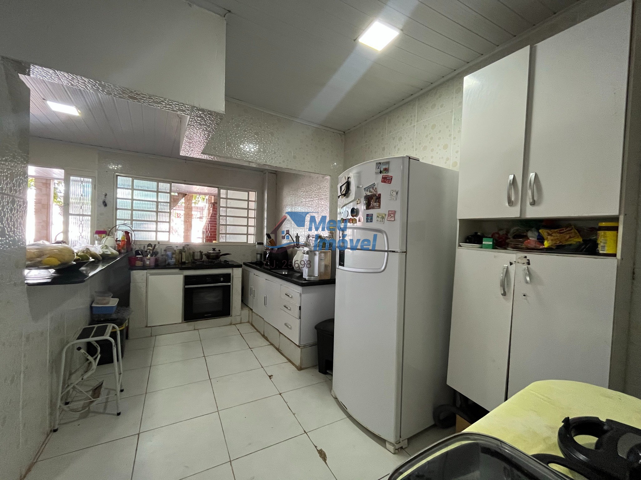 Casa à venda com 2 quartos, 100m² - Foto 9