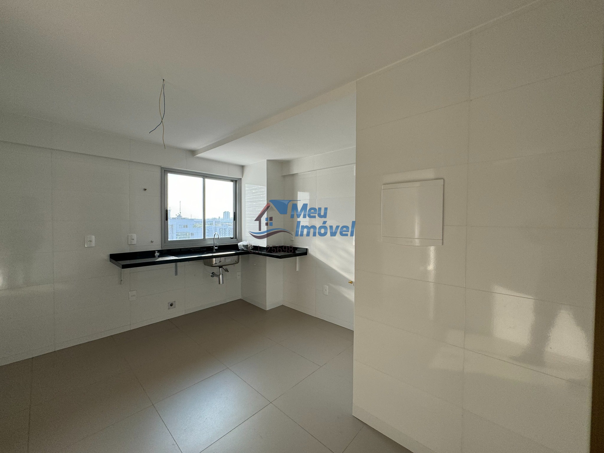 Apartamento à venda com 3 quartos, 185m² - Foto 12