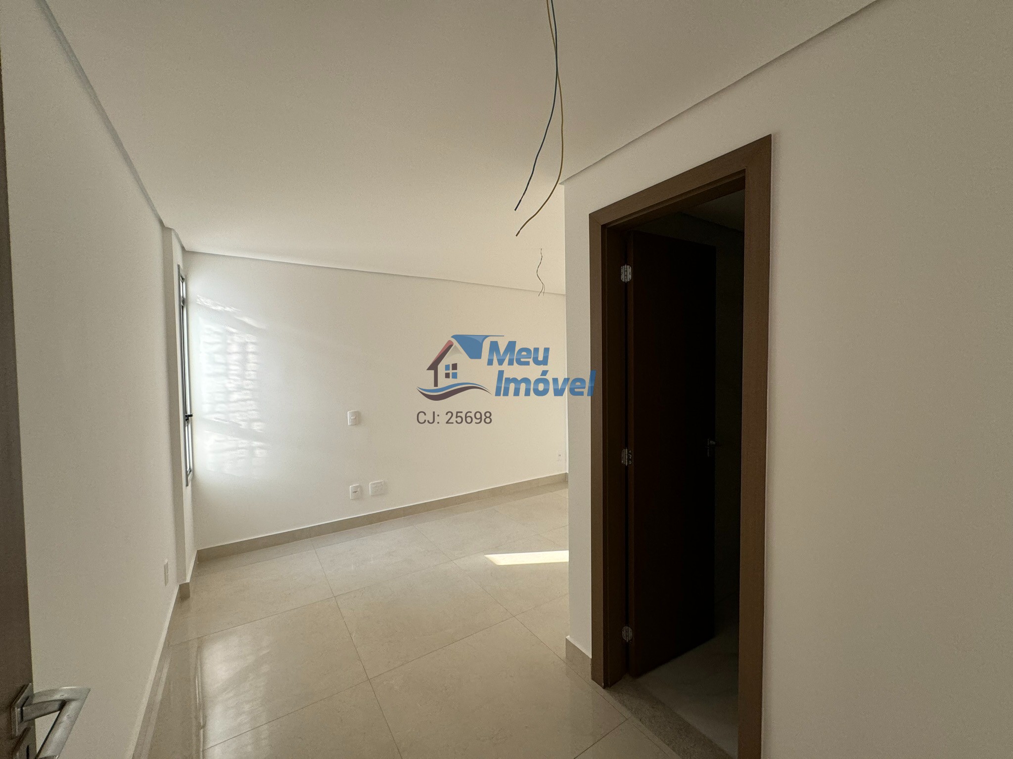 Apartamento à venda com 3 quartos, 185m² - Foto 15