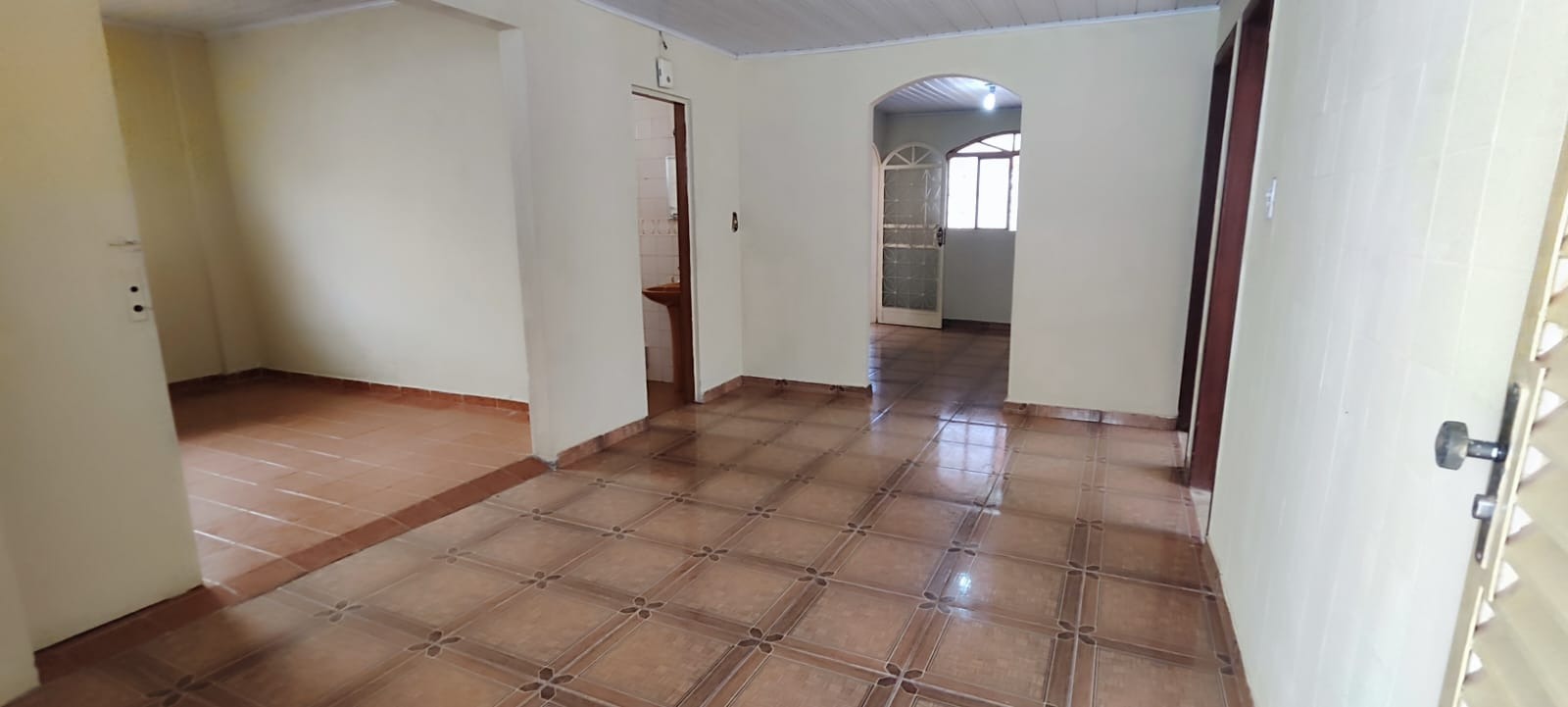 Casa à venda com 3 quartos, 120m² - Foto 10