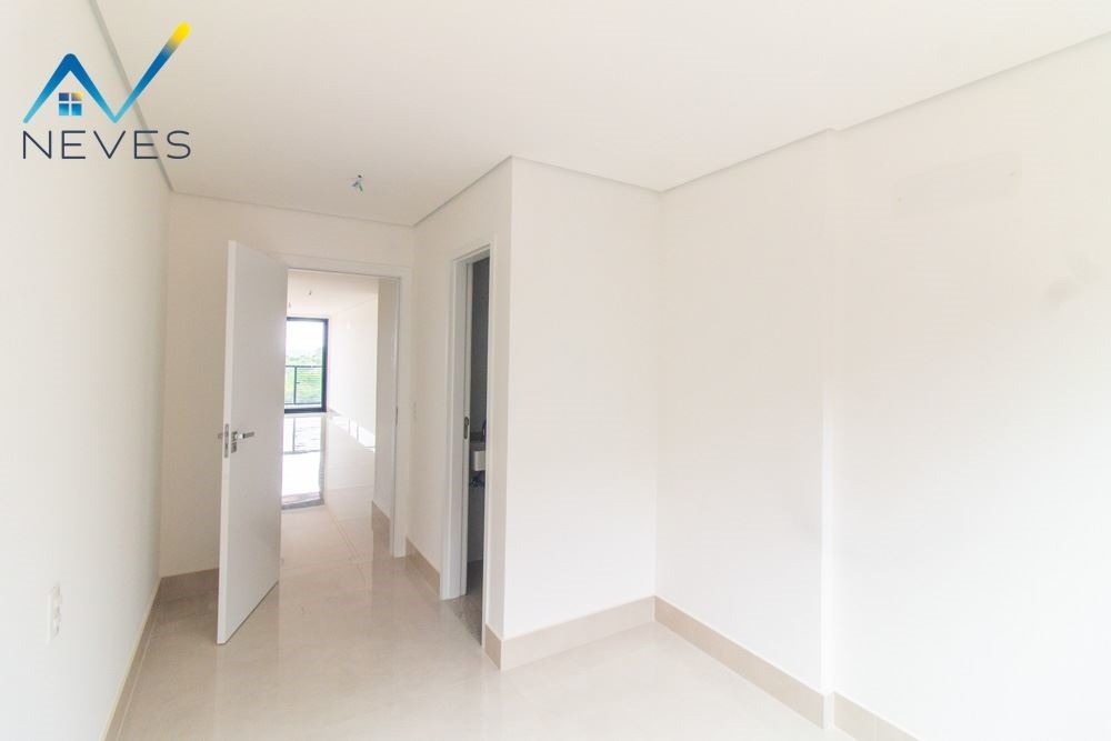 Apartamento à venda com 4 quartos, 172m² - Foto 15