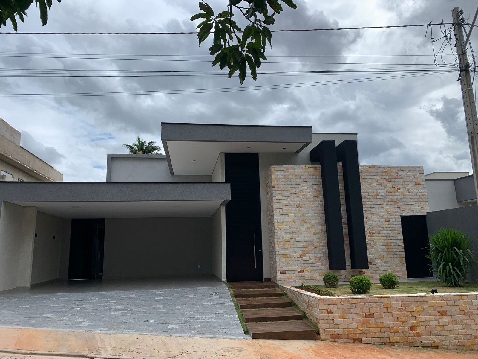 Casa à venda com 3 quartos, 260m² - Foto 3