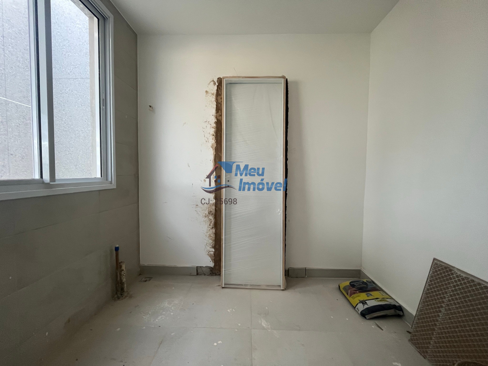 Apartamento à venda com 3 quartos, 189m² - Foto 10