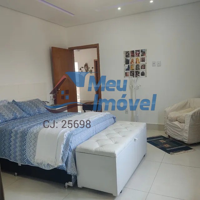 Casa à venda com 3 quartos, 350m² - Foto 11