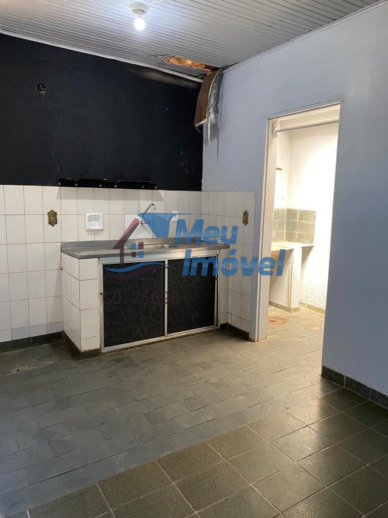 Casa à venda com 2 quartos, 150m² - Foto 18