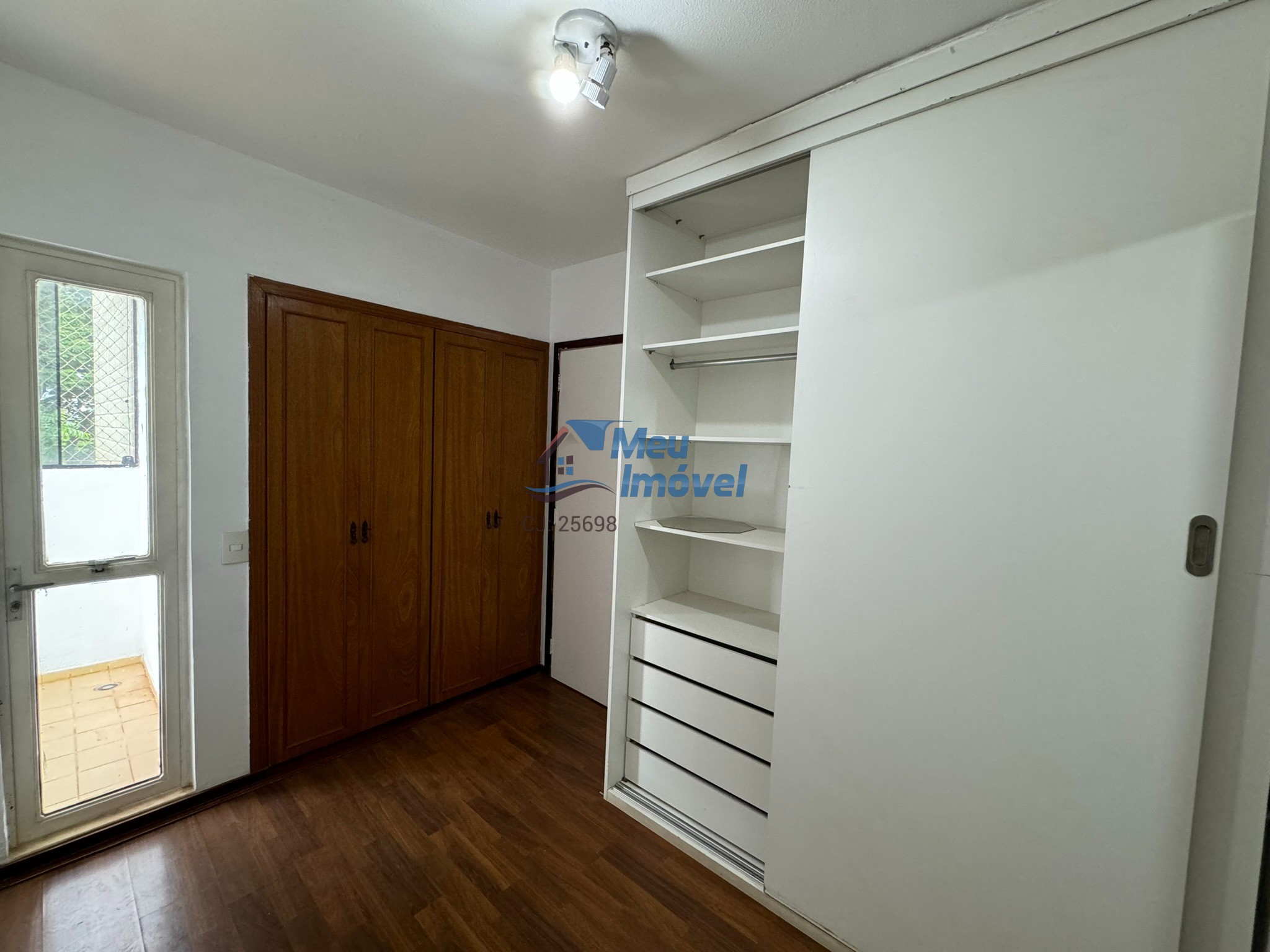 Apartamento à venda com 3 quartos, 80m² - Foto 11