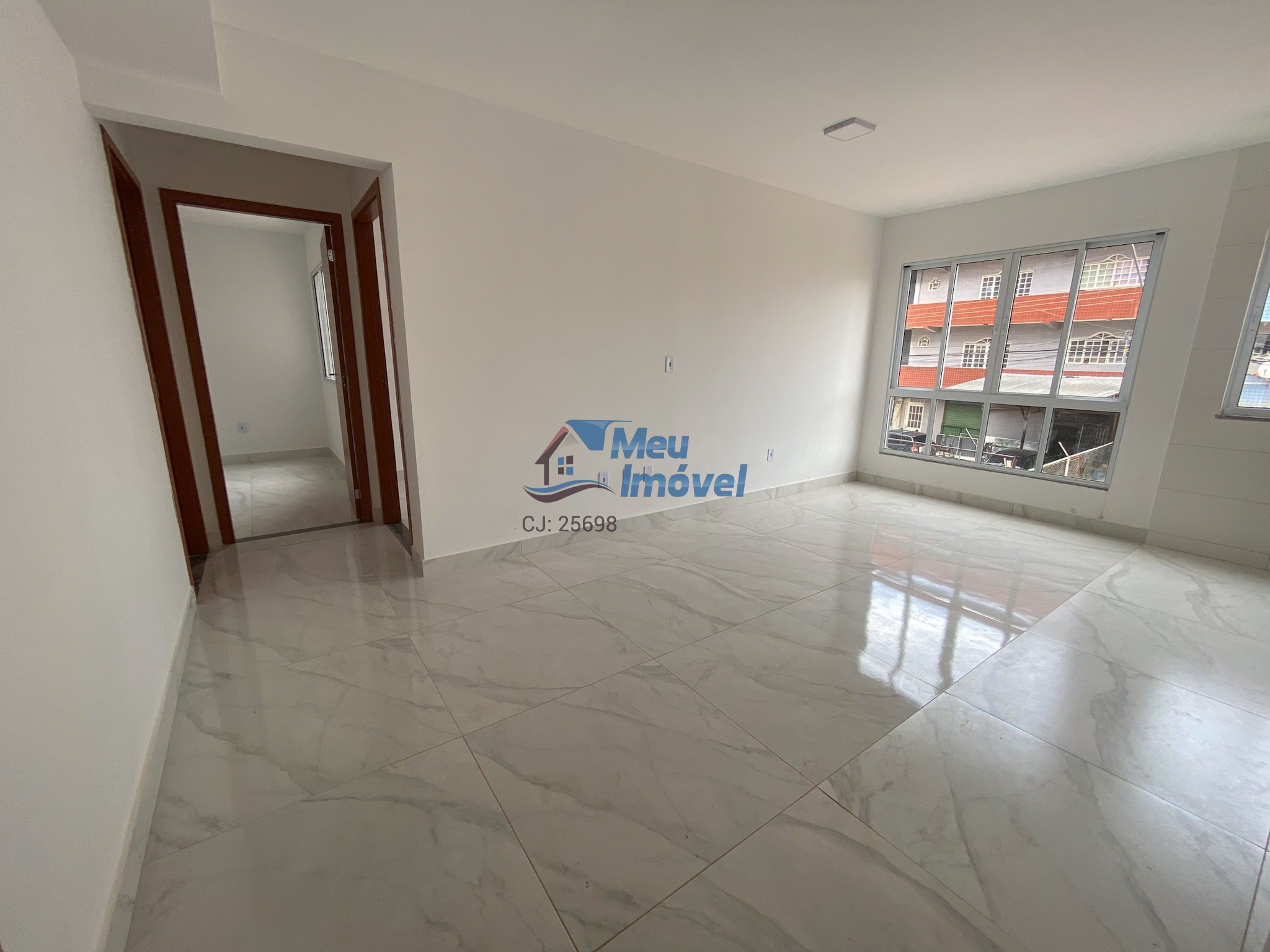 Apartamento à venda com 2 quartos, 48m² - Foto 1