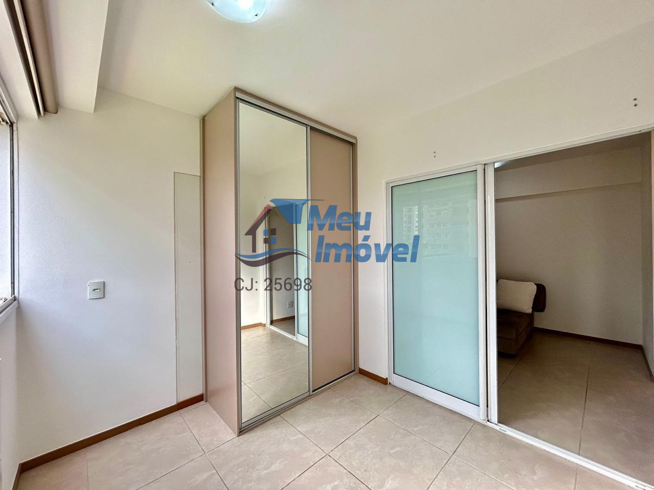 Apartamento à venda com 2 quartos, 45m² - Foto 14