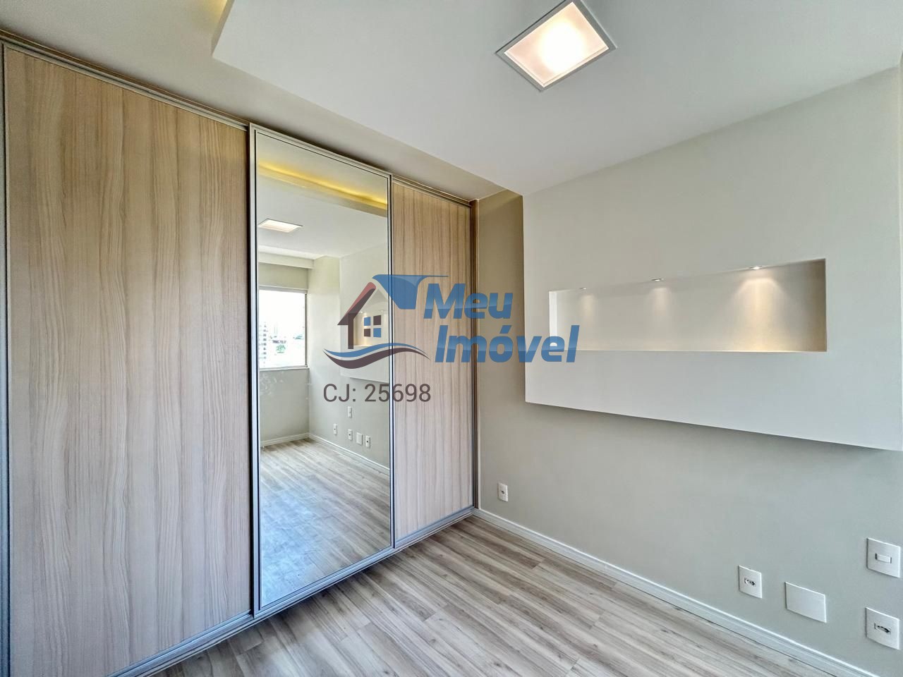 Apartamento à venda com 2 quartos, 69m² - Foto 19