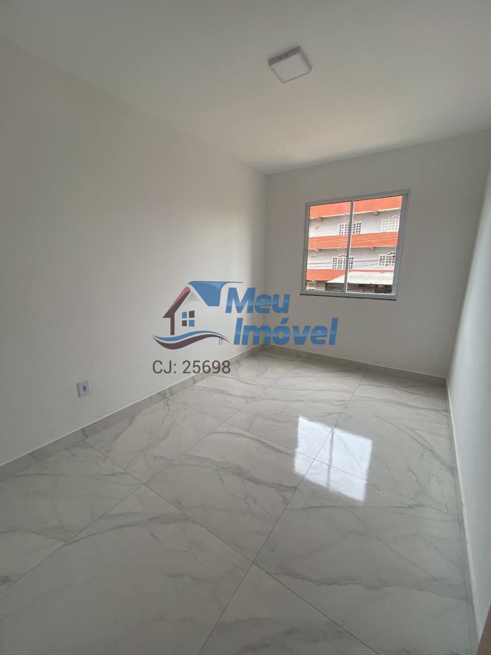 Apartamento à venda com 2 quartos, 48m² - Foto 3