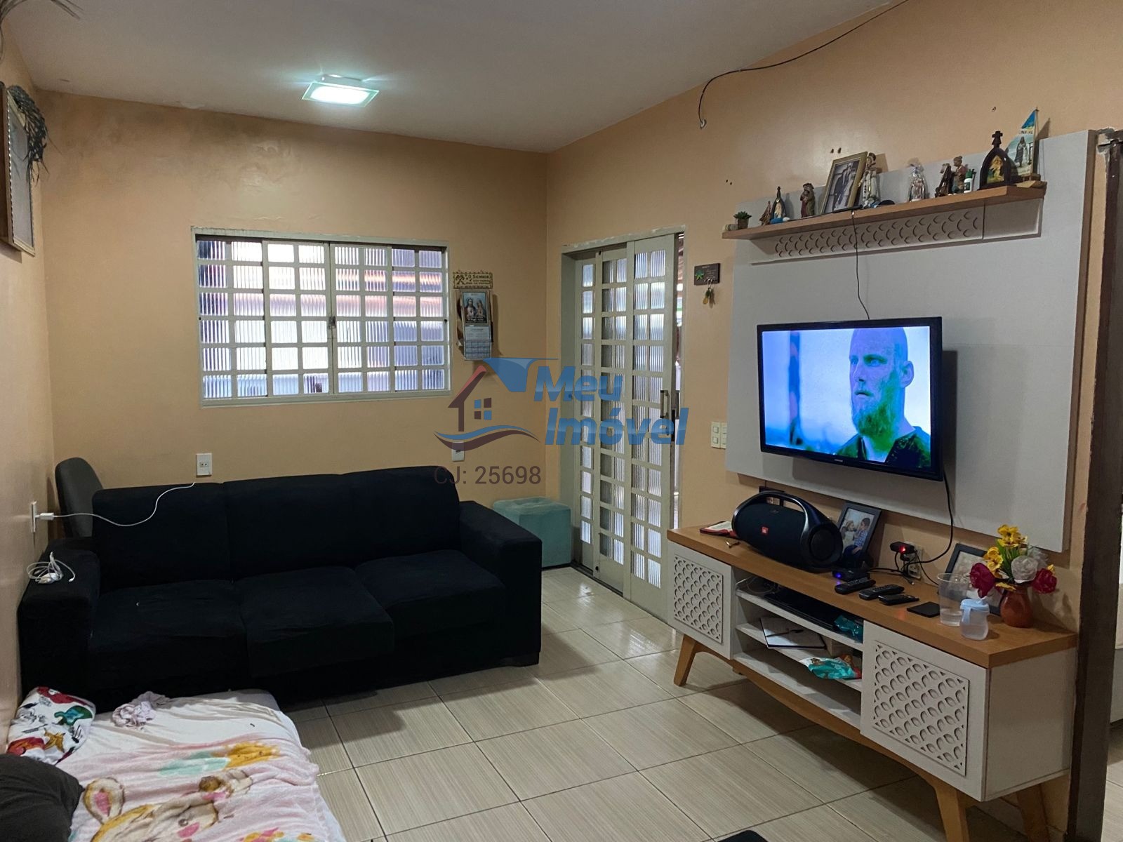 Casa à venda com 5 quartos, 300m² - Foto 1