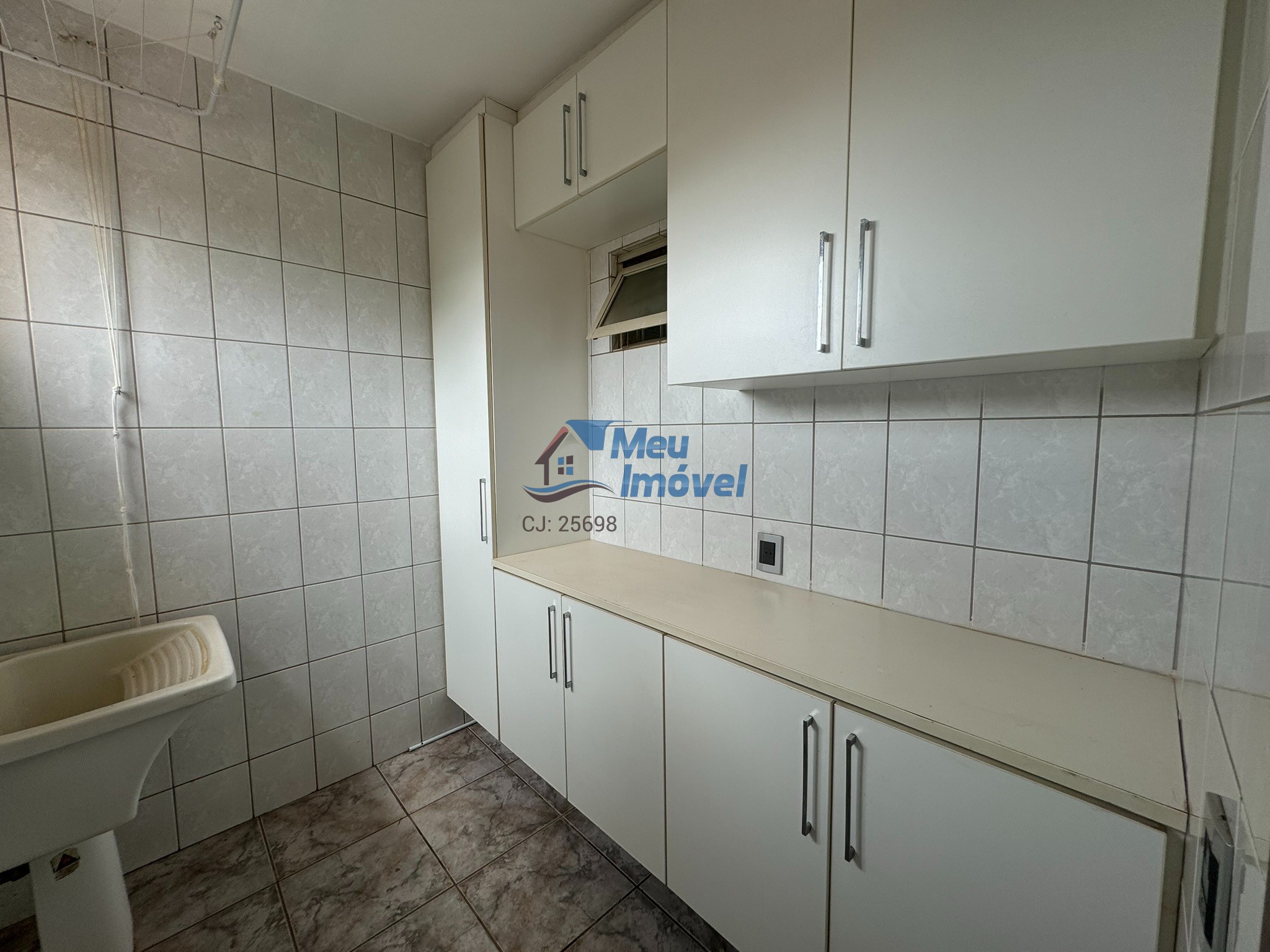 Apartamento à venda com 3 quartos, 80m² - Foto 5