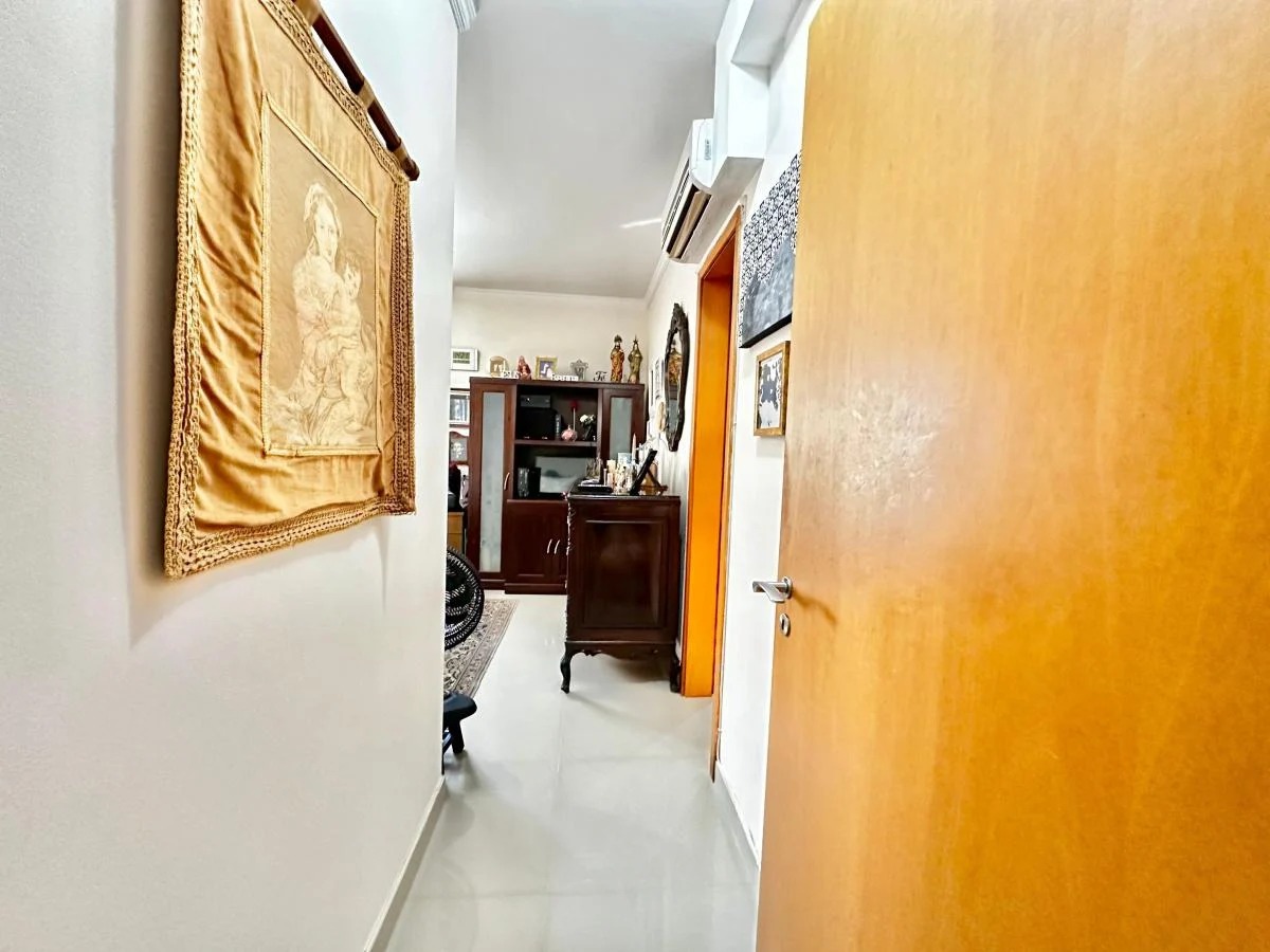 Apartamento à venda com 4 quartos, 140m² - Foto 13