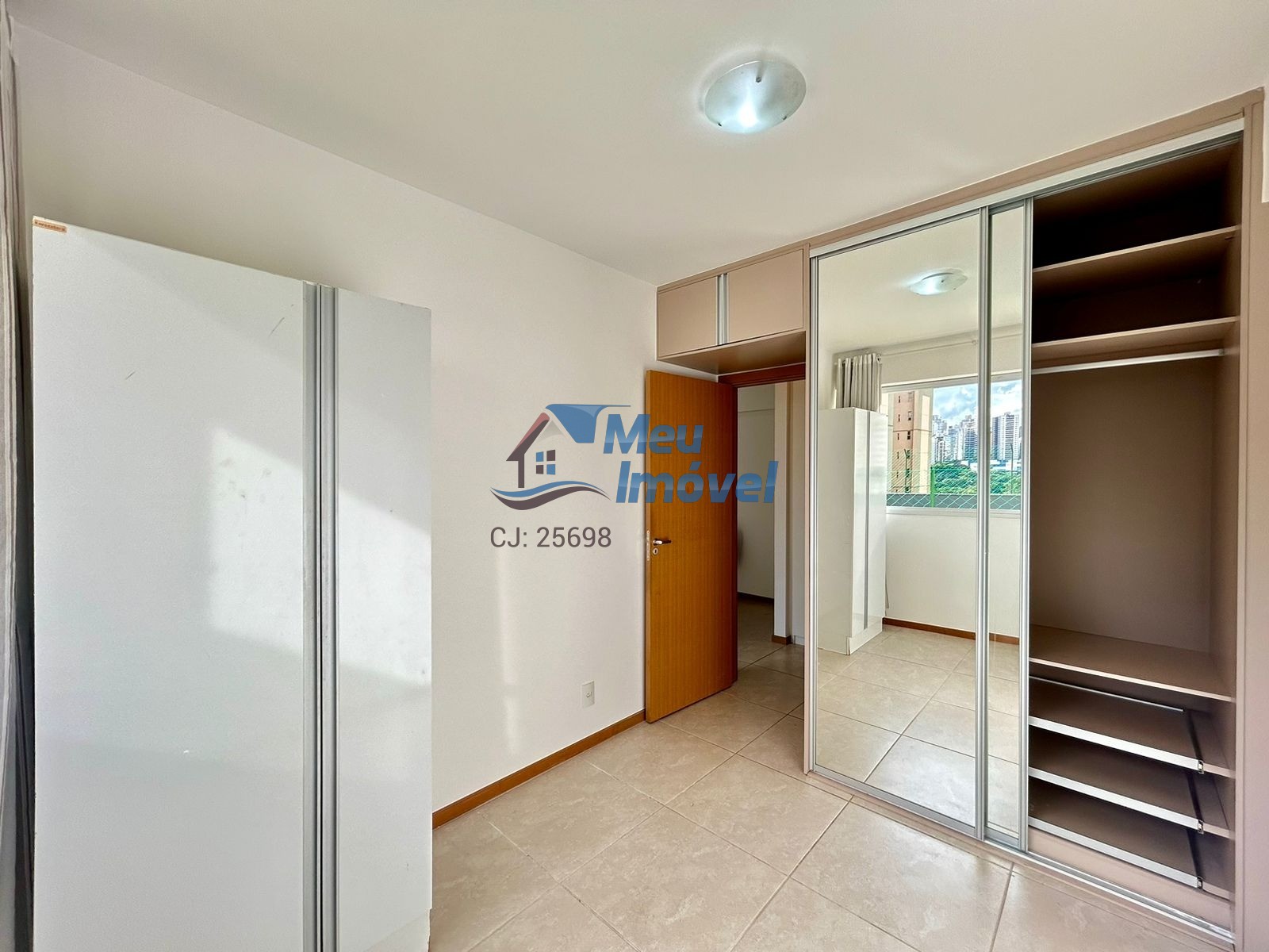 Apartamento à venda com 2 quartos, 45m² - Foto 12