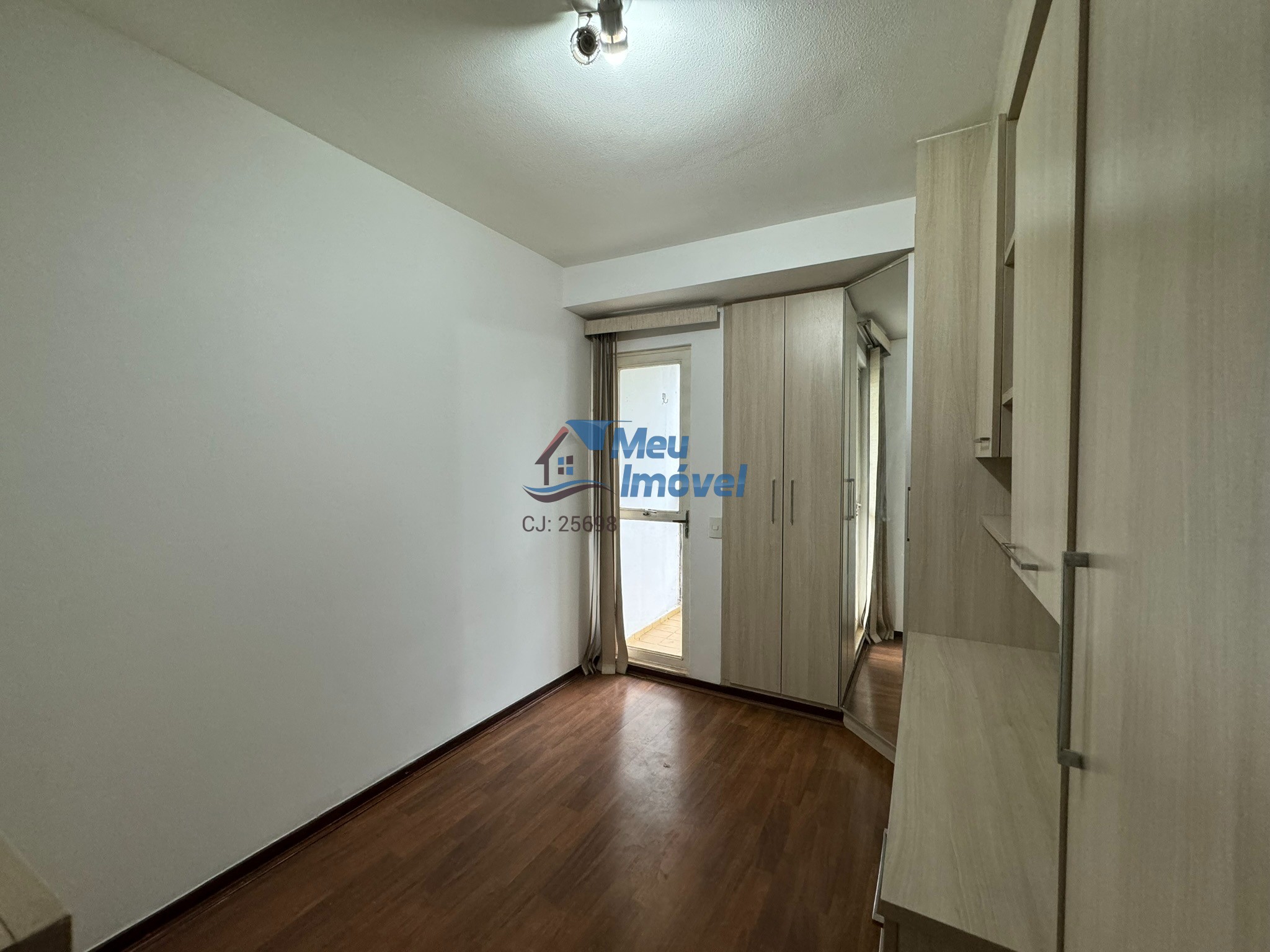 Apartamento à venda com 3 quartos, 80m² - Foto 17