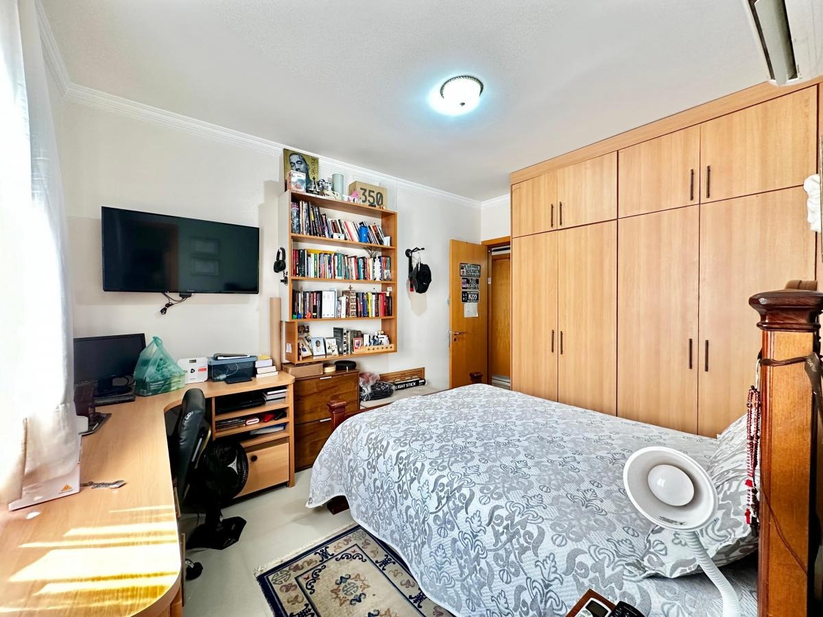 Apartamento à venda com 4 quartos, 140m² - Foto 14