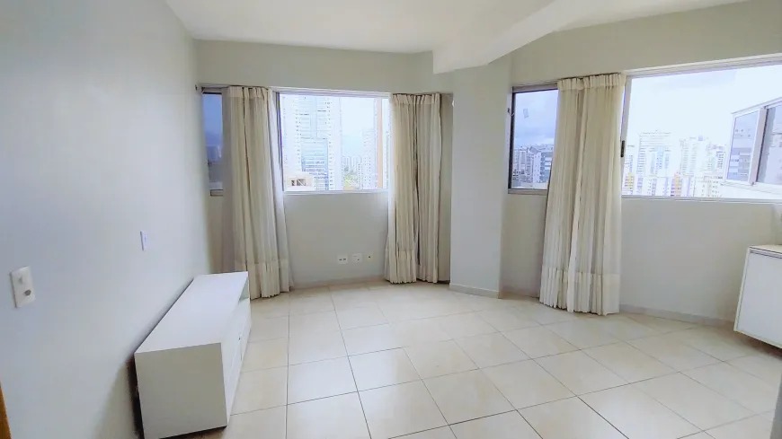 Apartamento à venda com 1 quarto, 36m² - Foto 3