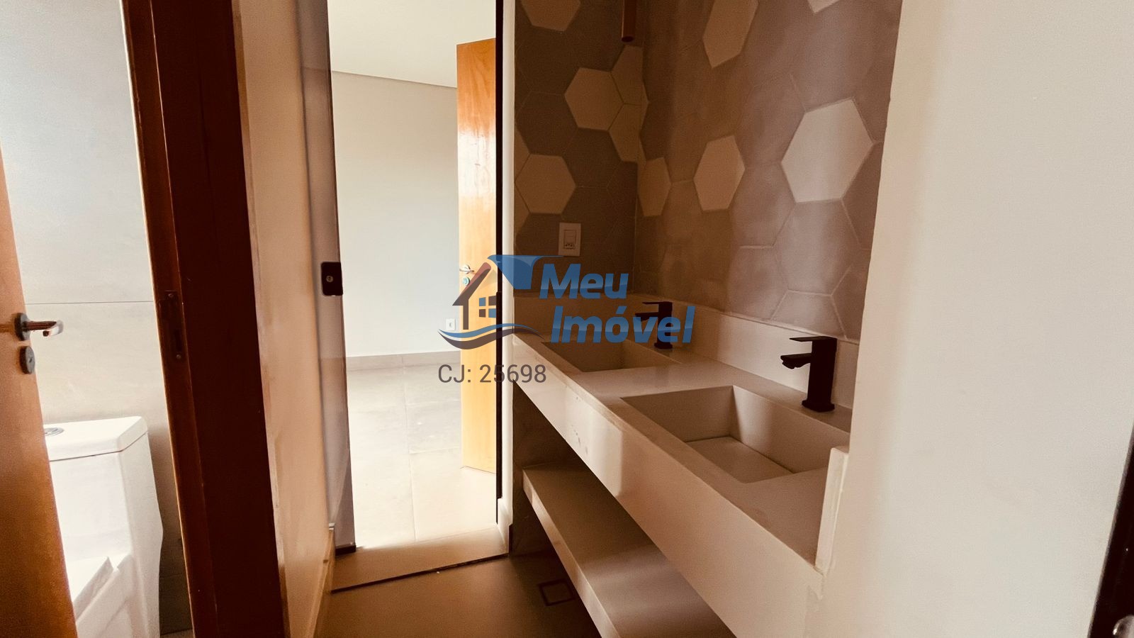 Casa à venda com 3 quartos, 140m² - Foto 15