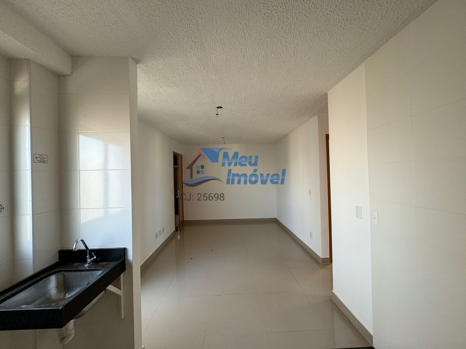 Apartamento à venda com 2 quartos, 42m² - Foto 24